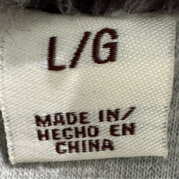 Weatherproof Vintage Women's Zipped Sherpa Pullover. - Picture 7 of 7